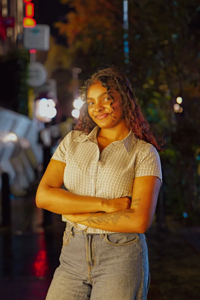 Midnight Memories - Scene 5